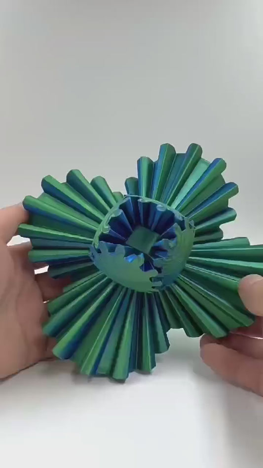 Anti-stress gear fidget ball